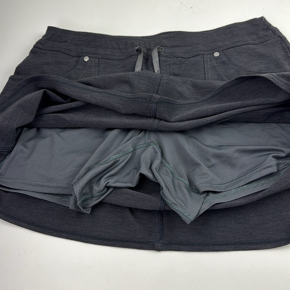 Kühl Women's Grey Outdoor Hiking Skort - Picture 9 of 10